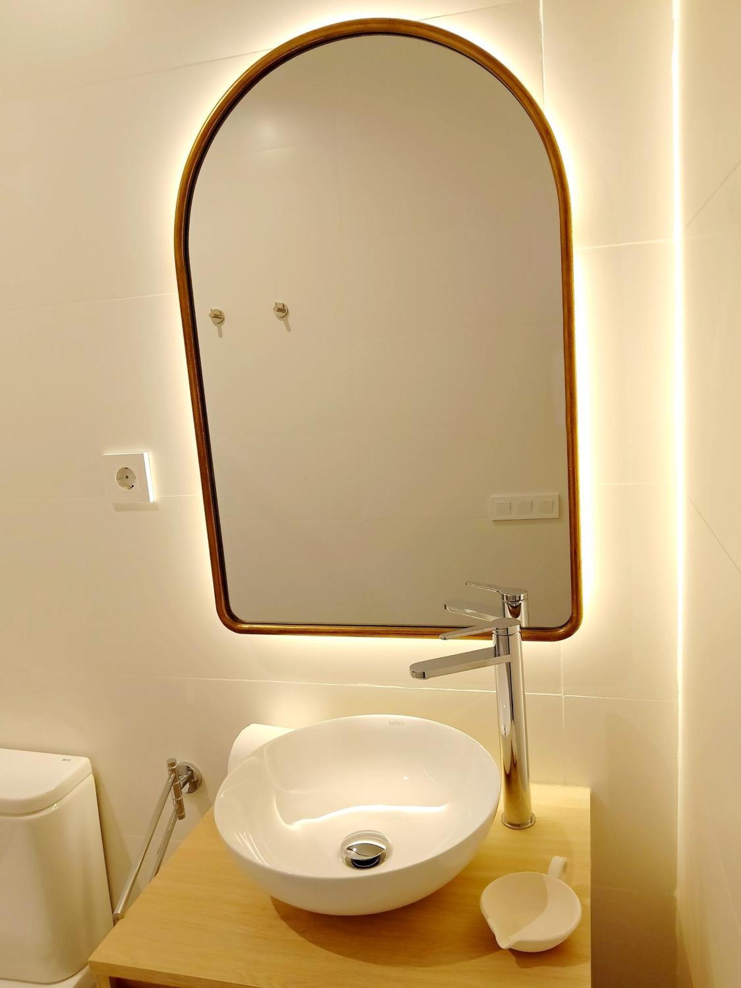 Piso Familiar Con Tres Habitaciones En La Goleta 马拉加 外观 照片