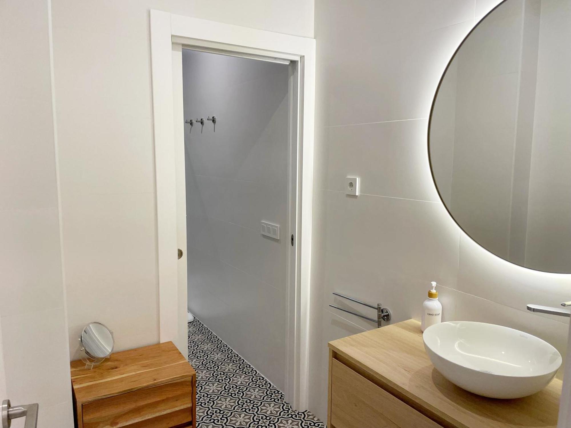 Piso Familiar Con Tres Habitaciones En La Goleta 马拉加 外观 照片