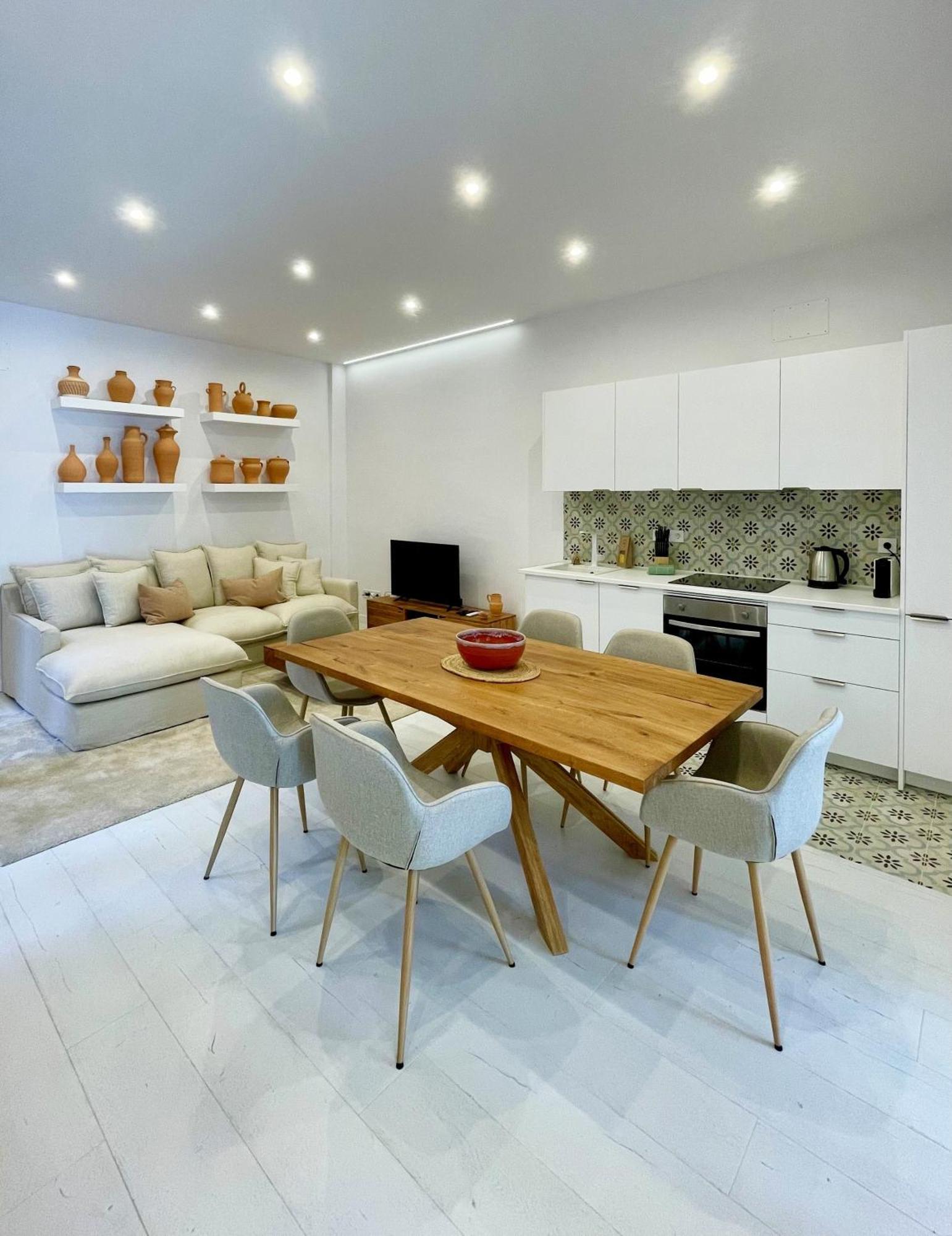 Piso Familiar Con Tres Habitaciones En La Goleta 马拉加 外观 照片