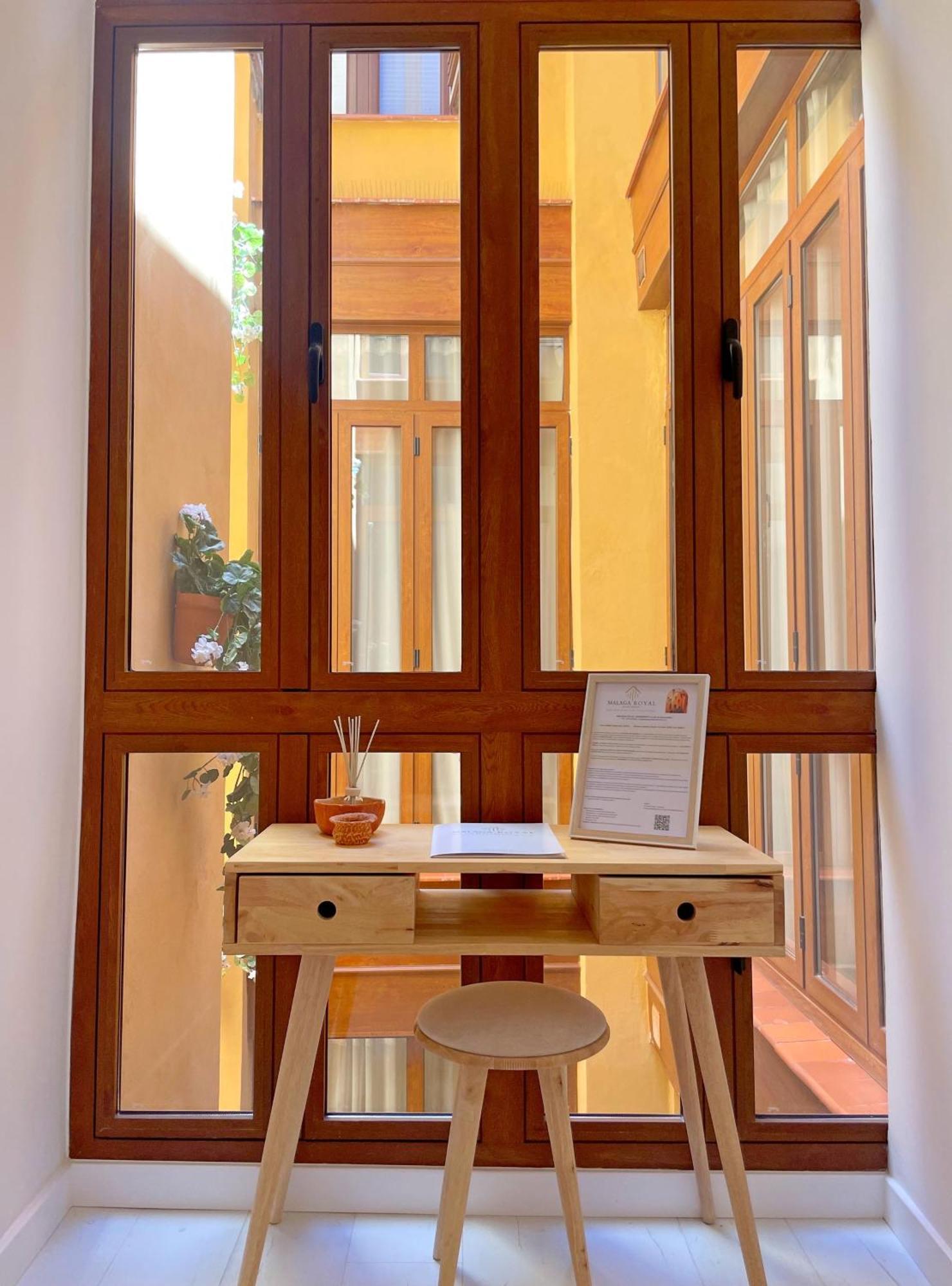 Piso Familiar Con Tres Habitaciones En La Goleta 马拉加 外观 照片